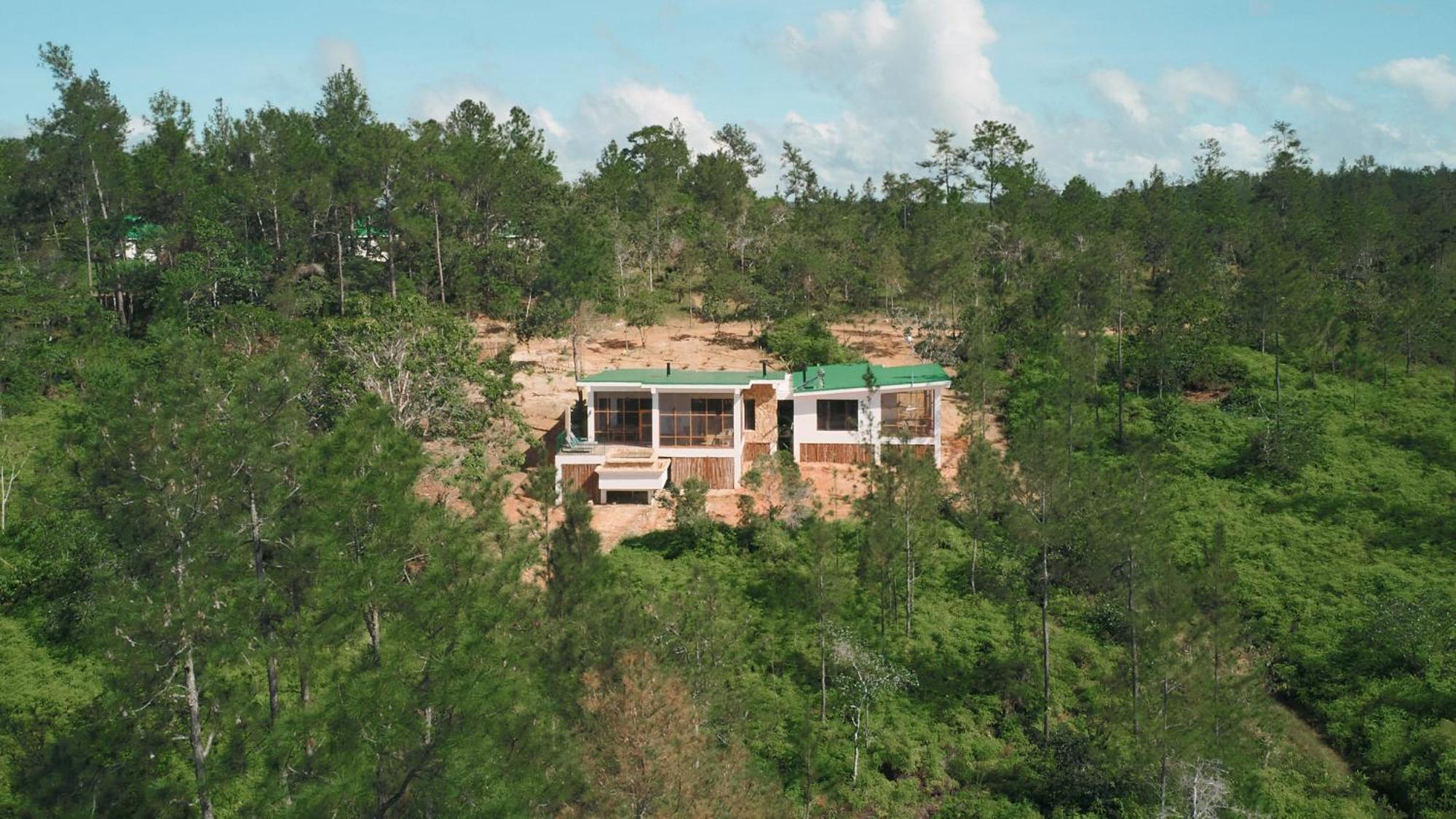 Hidden Valley Wilderness Lodge Blancaneau Екстериор снимка