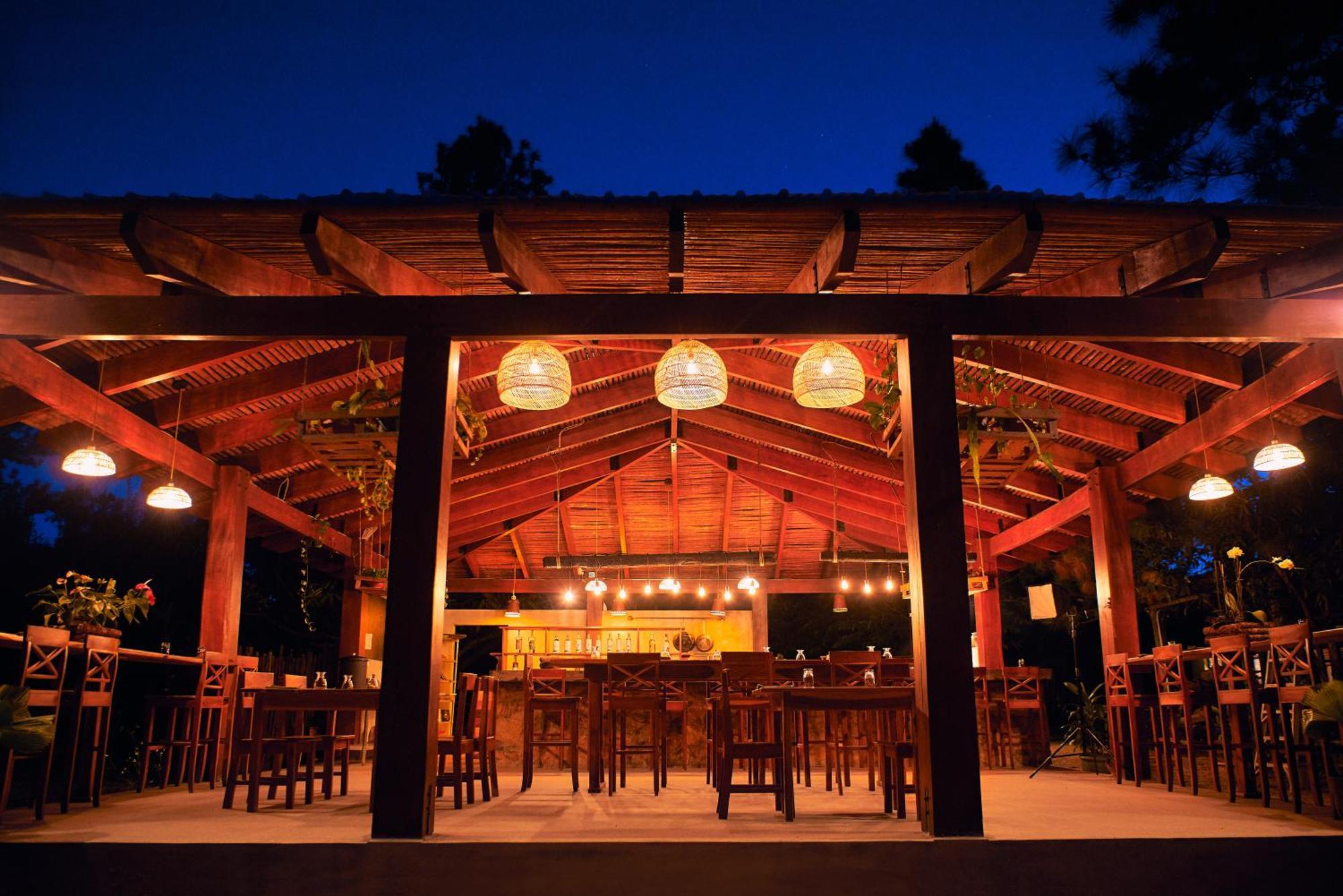 Hidden Valley Wilderness Lodge Blancaneau Екстериор снимка