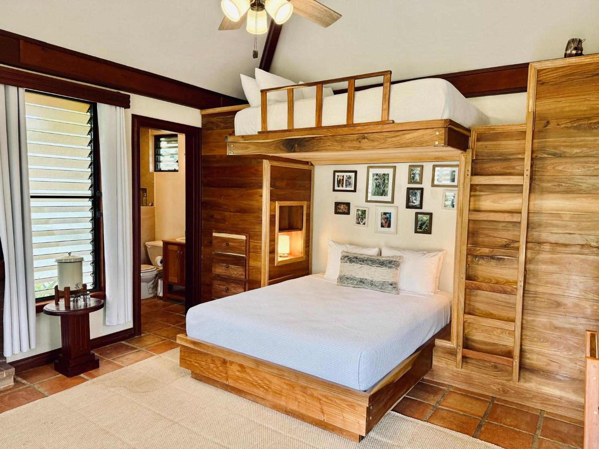 Hidden Valley Wilderness Lodge Blancaneau Екстериор снимка