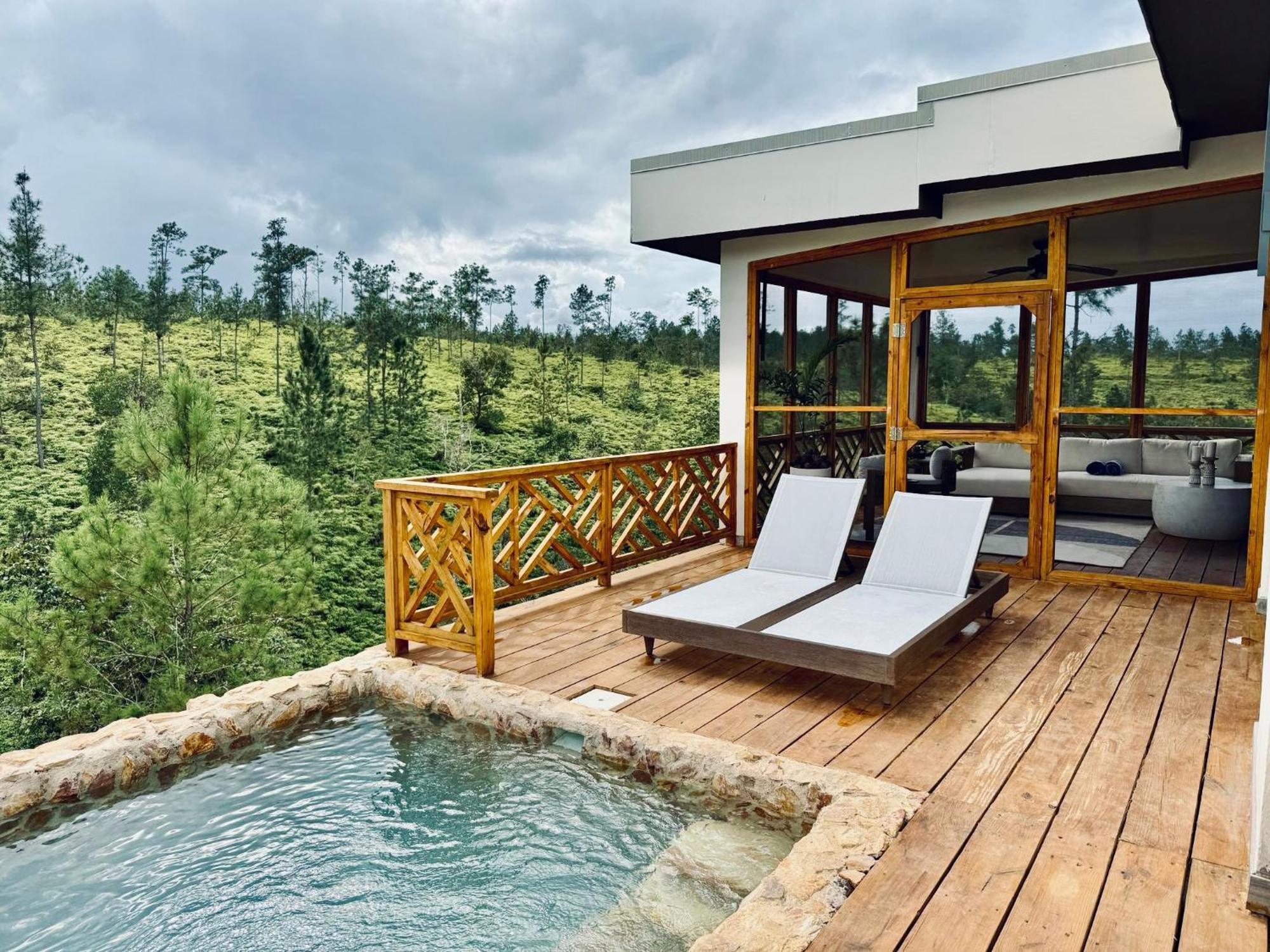 Hidden Valley Wilderness Lodge Blancaneau Екстериор снимка